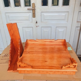 Bàn thờ treo tường gỗ xoan ngang 50cm trơn đỏ