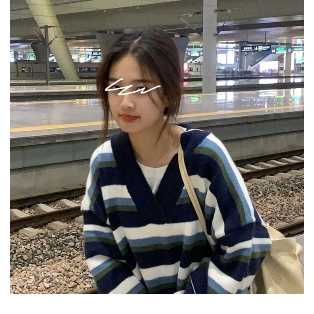 Áo len tay dài cổ chữ v họa tiết kẻ sọc trẻ trung