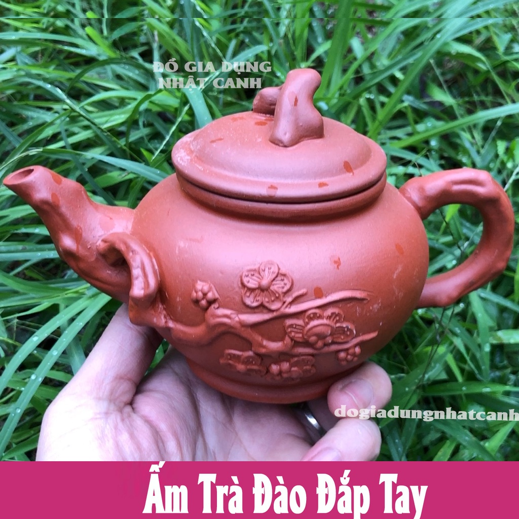 Ấm trà đất nung đỏ đắp tay thủ công Bát Tràng cực đẹp