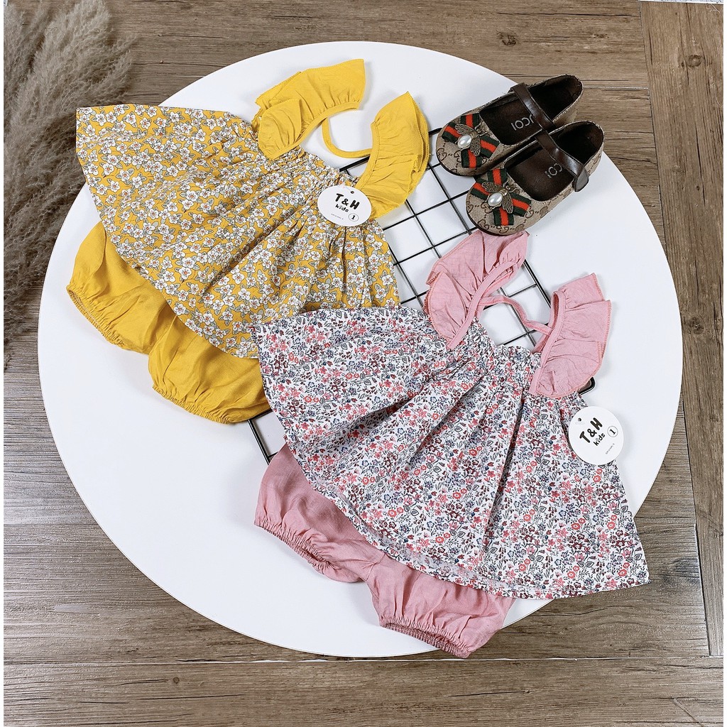 Set áo nhún hoa nhí hai dây cánh tiên và quần short gấu bo chun cho bé gái từ 8 đến 20 kg