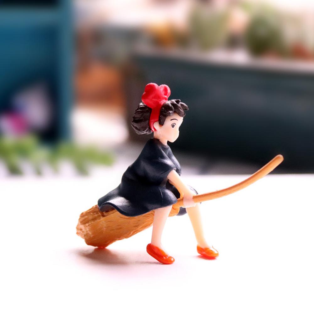 Preston Mô Hình Nhân Vật Hayao Miyazaki Đang Ngồi Trên Cây Chổi Bay Trang Trí Sân Vườn