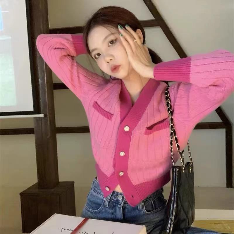 MS825 Áo len kiểu nữ phối màu viền túi ngực cổ tim