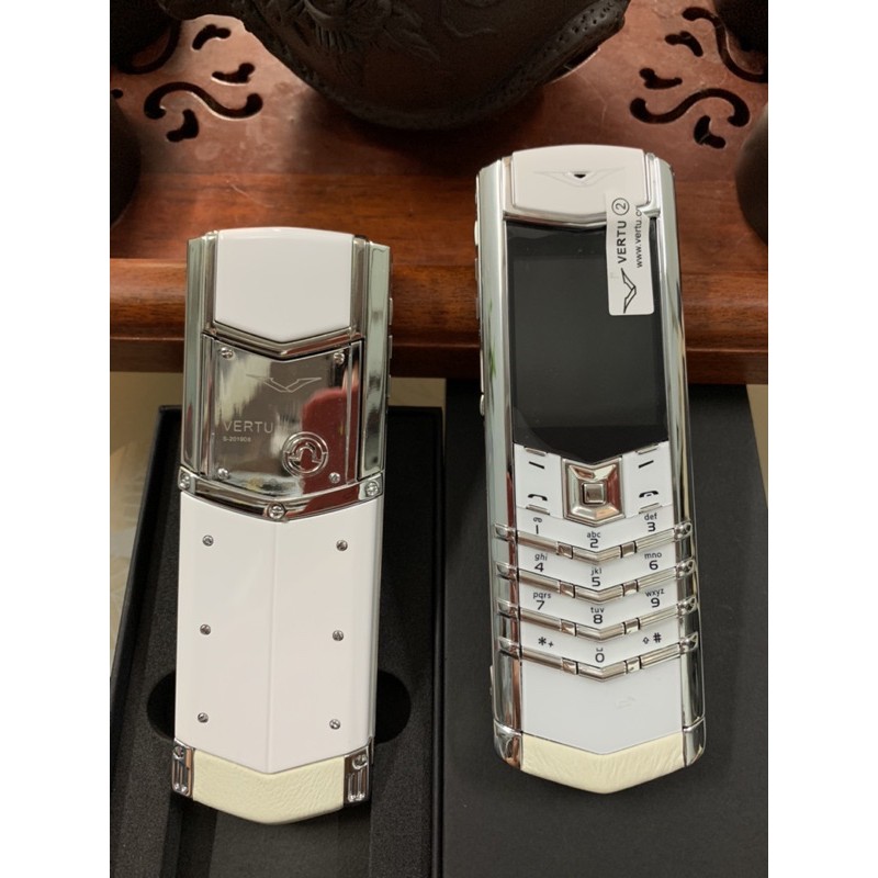 Điện thoại thời trang K8 Đá - 2 sim | BigBuy360 - bigbuy360.vn