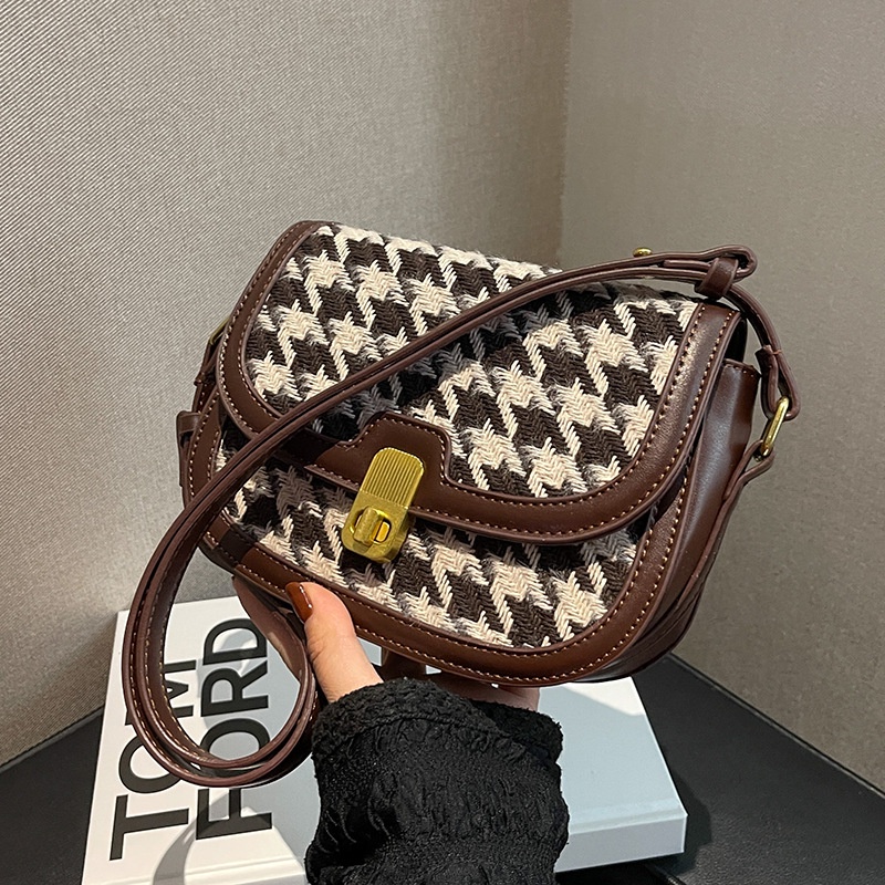 Túi Xách Đeo Vai / Kẹp Nách Kiểu Dáng Hợp Thời Trang Dành Cho Nữ