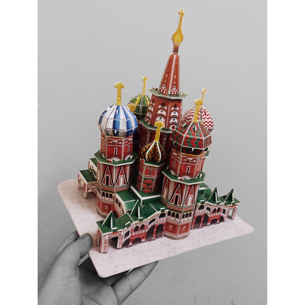 Mô hình giấy 3D CubicFun - Quảng Trường Đỏ ST.Basil’s Cathedral C239h