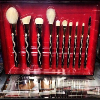Cọ Rắn Make Up