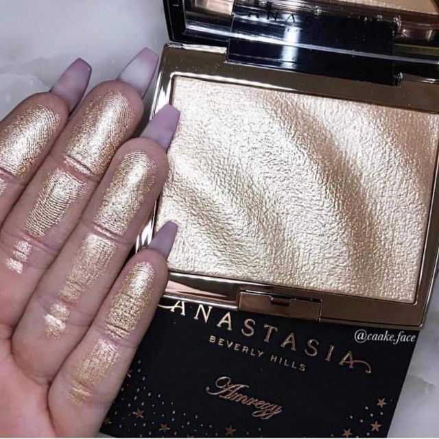 Phấn bắt sáng- Highlight anastasia