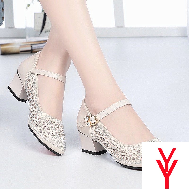 Giày Sandal Thiết Kế Kiểu Lưới Thoáng Khí Đế Dày Vừa Thời Trang Mùa Hè Hàng Mới 2022 Dành Cho Bạn Nữ