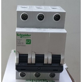 Schneider MCB 3P 3 pha 4.5kA 6A 10A 16A 20A 25A 32A 40A 50A 63A Aptomat Áp tô mát 3 cực, át 3 cực - KPE ELECTRIC