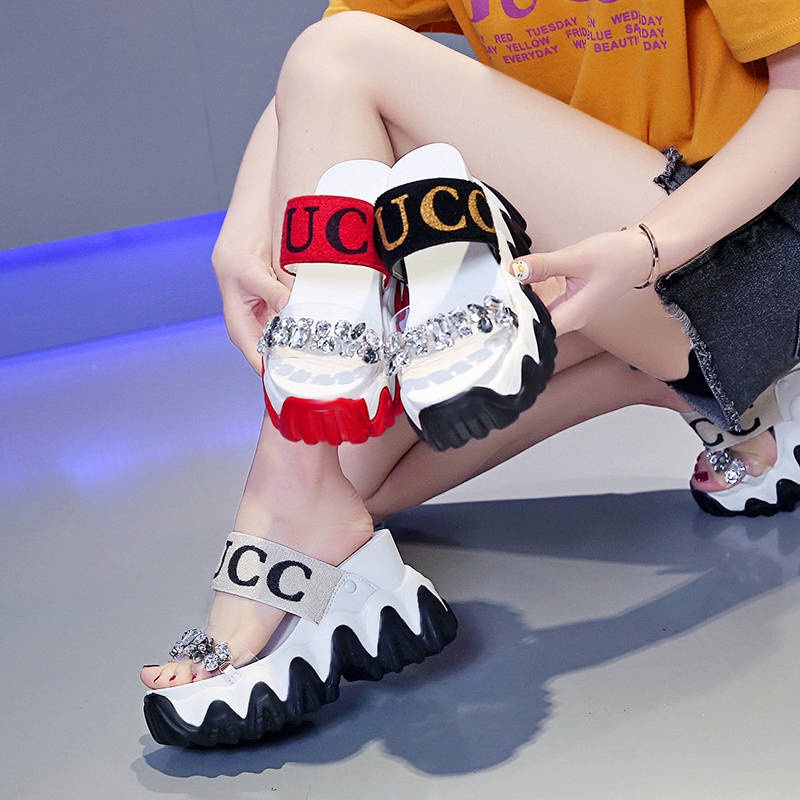 Dép Sandal Đế Xuồng Dày Cao Gót Phong Cách Mới Dễ Phối Đồ Cho Nữ