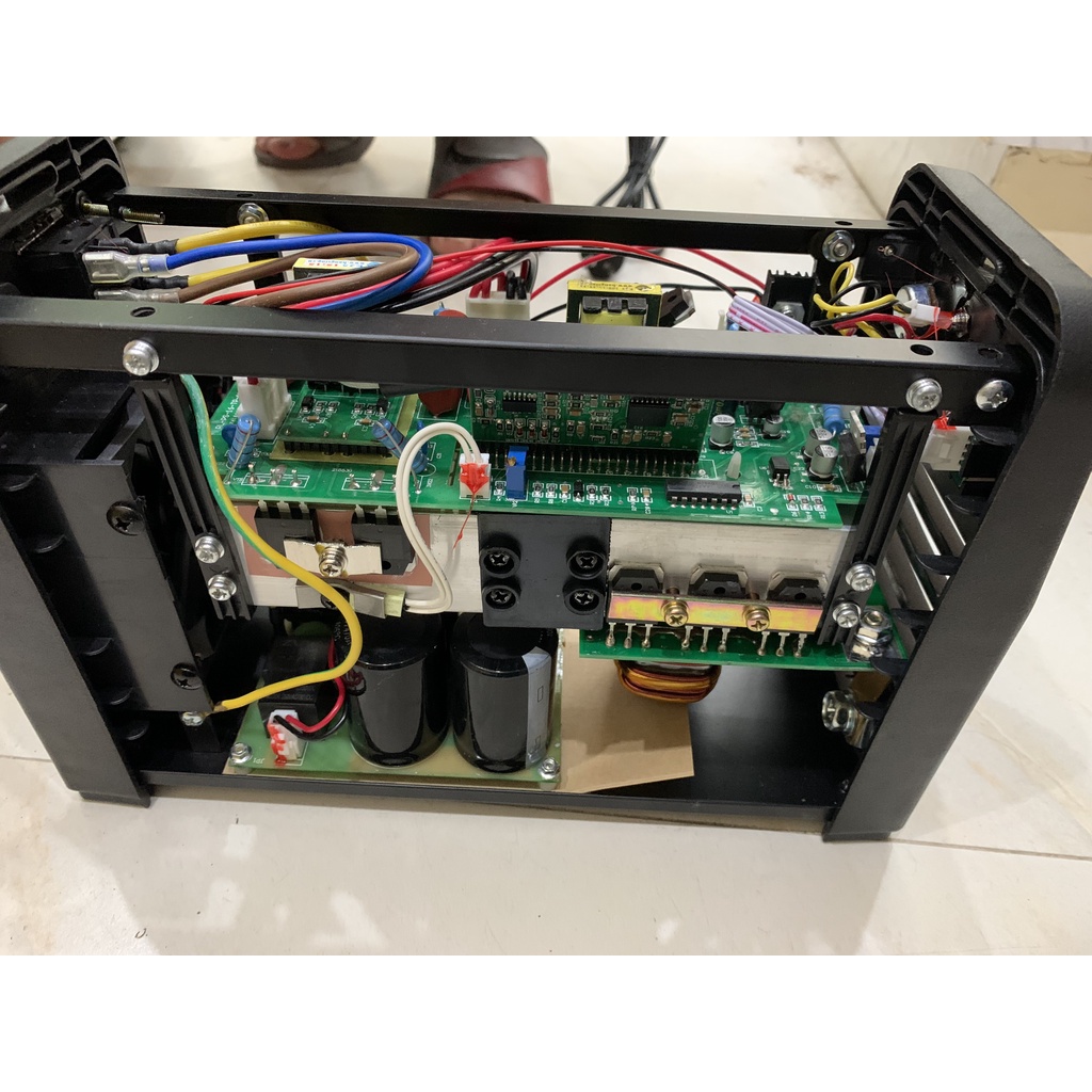 Máy hàn mini, máy hàn điện tử  công nghệ inverter GT-250 hàn kéo que 3,2, bảo hành 1 năm