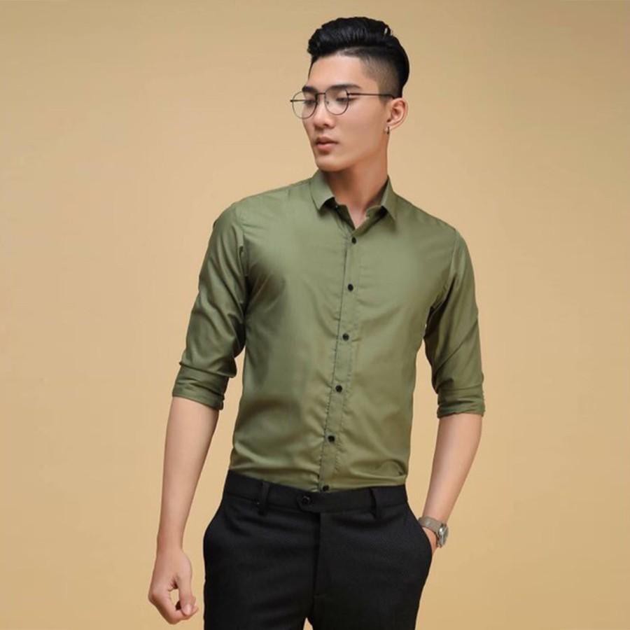Sơ mi trơn dài tay nam màu rêu đậm chất thô mềm dáng body phù hợp cho nam
