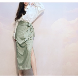 Chân váy midi xẻ tà cột dây