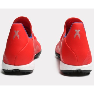 Giày đá bóng ADIDAS.