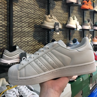 Giày sneaker super starr
