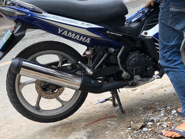 Pô redleo sonic giả zin êm và móc ấm Full cổ các dòng xe nhé.