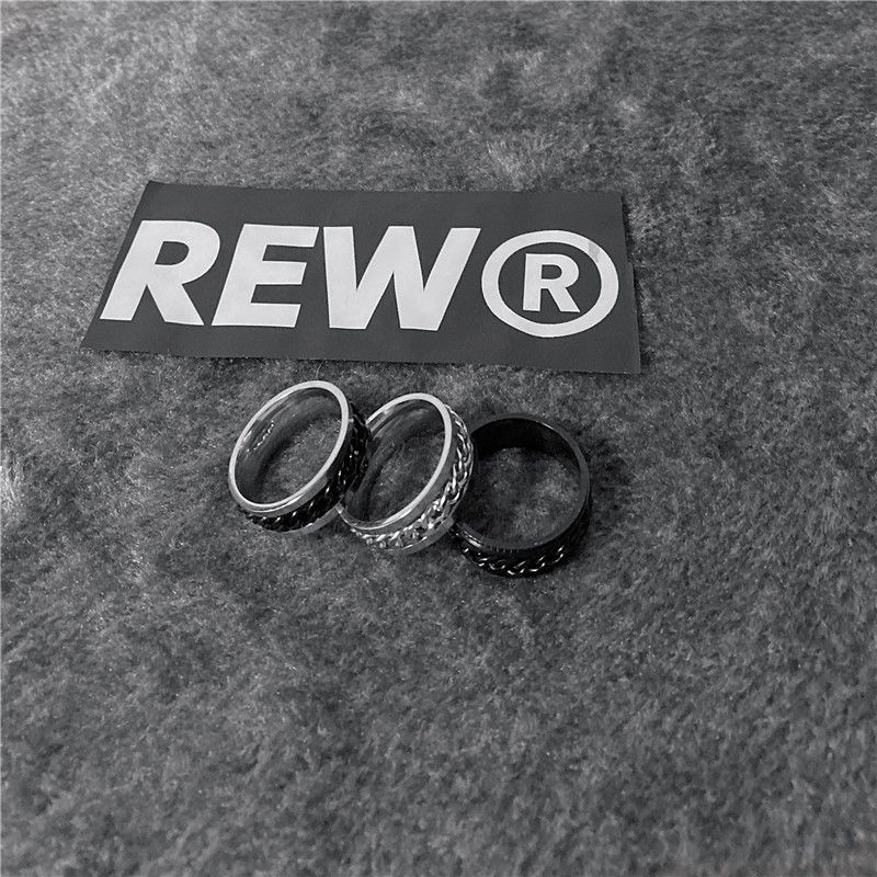 Nhẫn thép titan phối dây xích xoay được phong cách harajuku cá tính dành cho nam và nữ 22777