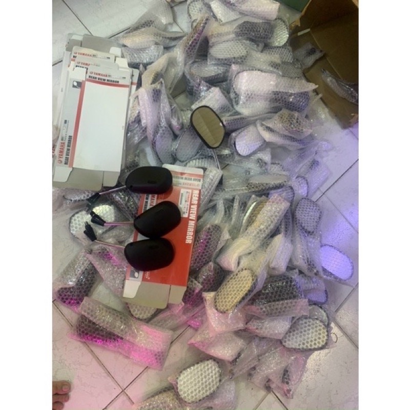 Kính Chiếu Hậu Spark 135i Zin Chính Hãng