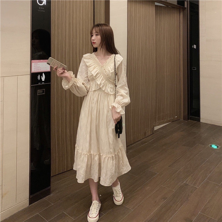 Đầm Tay Dài Cổ Chữ V Phối Bèo Thiết Kế Mới Thời Trang Mùa Thu Dành Cho Nữ