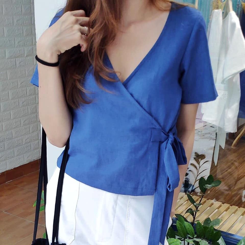 Áo nơ buộc eo cổ V