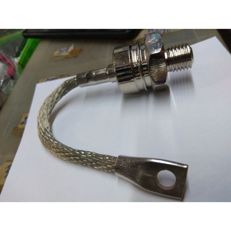 DIOT 100A - Giá 1 Cái