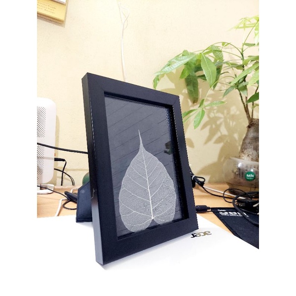 Khung Tranh Lá Bồ Đề để bàn, treo tường (Tặng giá đỡ)