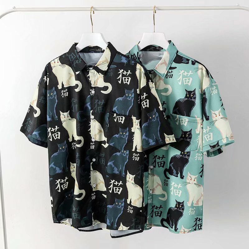 Áo sơ mi IELGY tay ngắn dáng rộng họa tiết hoạt hình phong cách Retro Hong Kong cho nam