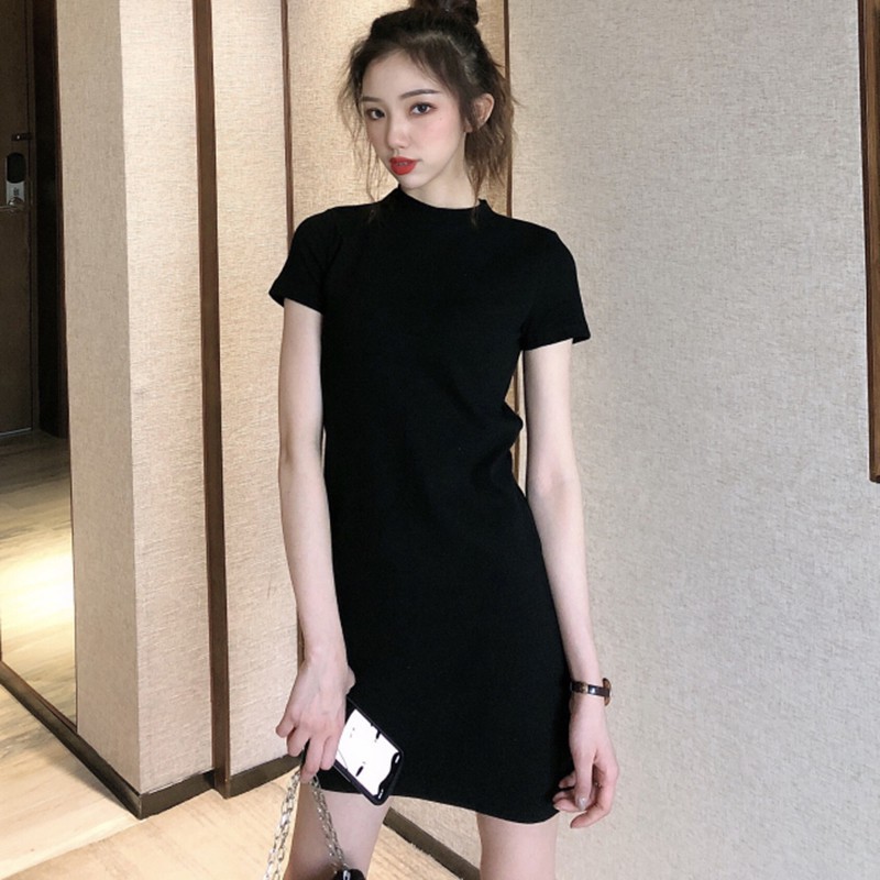 Đầm Thun Cộc Tay Cổ Tròn Dáng Ôm