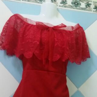 Đầm body trễ vai