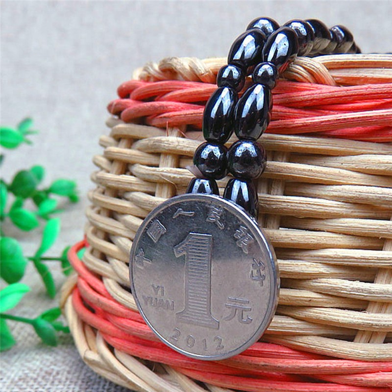 Lắc chân xâu hạt nam châm tốt cho sức khỏe | BigBuy360 - bigbuy360.vn