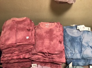 áo loang mickey uniqlo