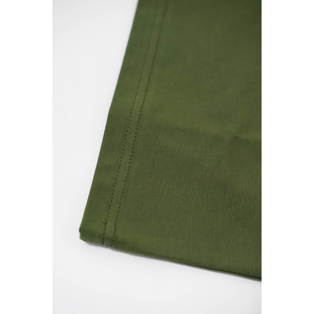 Áo Thun Trơn Basic Cổ Tròn Cotton 4 Chiều Cao Cấp, Co Giãn, Thoáng Mát, Thấm Hút Mồ Hôi - XANH RÊU - GUNN T-SHIRT