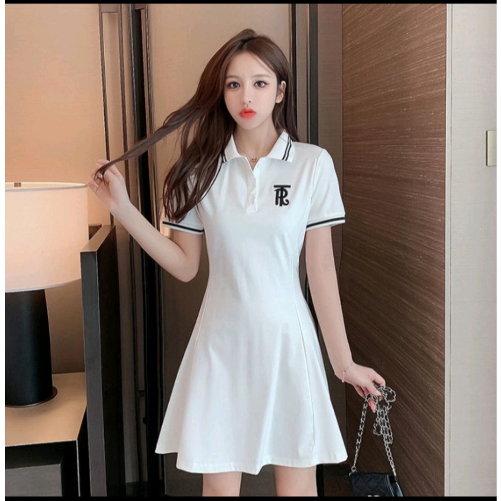 Váy POLO Dáng Xòe, Thêu Chữ RT trước Ngực. Cổ Bẻ, Tay Aó Phối Viền Trẻ Trung. | BigBuy360 - bigbuy360.vn