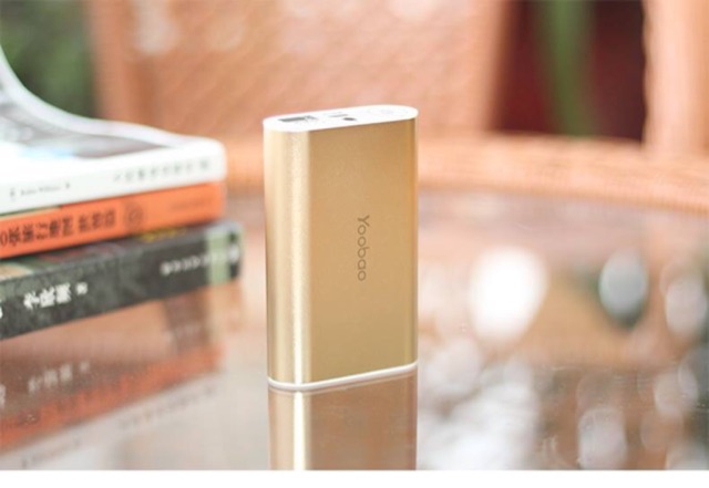 Pin dự phòng Yoobao M3-7800mah