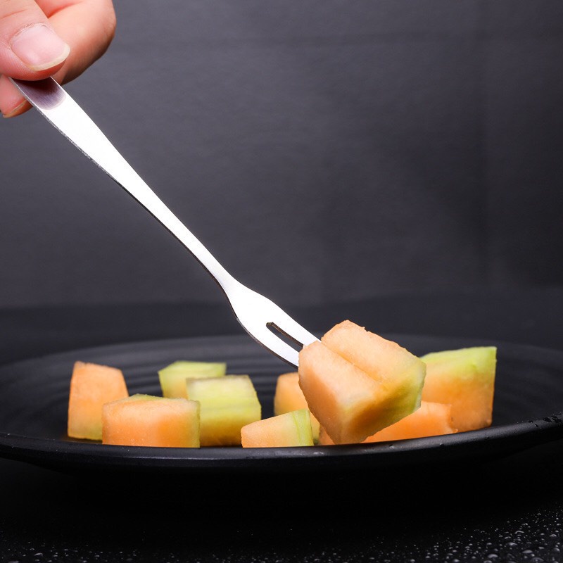 Dĩa ăn hoa quả / trái cây inox loại 2 răng sáng bóng bền đẹp 88058 THẾ GIỞI TIỆN ÍCH 88