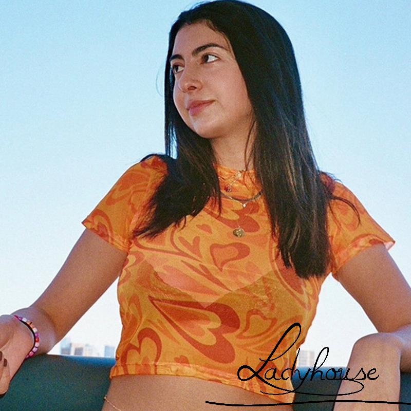 Áo croptop tay ngắn cổ tròn in họa tiết trái tim thời trang xuân hè cho nữ