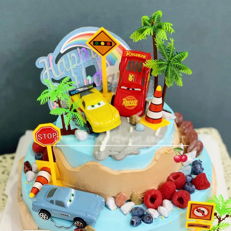 Set 4 / 6 Chi Tiết Trang Trí Bánh Kem Xinh Xắn