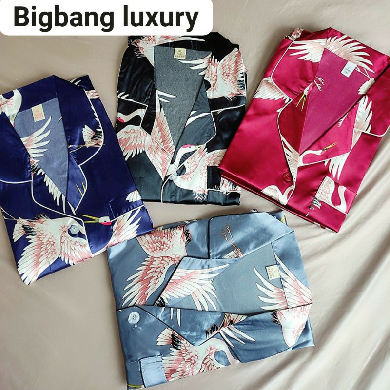 Bộ pijama lụa họa tiết tiên hạc dành cho các cặp đôi - Đồ mặc nhà cho nam và nữ sang chảnh, chất lụa mát mịn