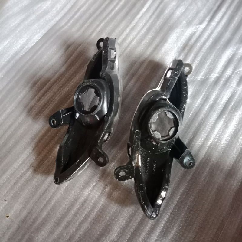 1 đôi ( 2 cái) xi nhan trước RS loại đẹp