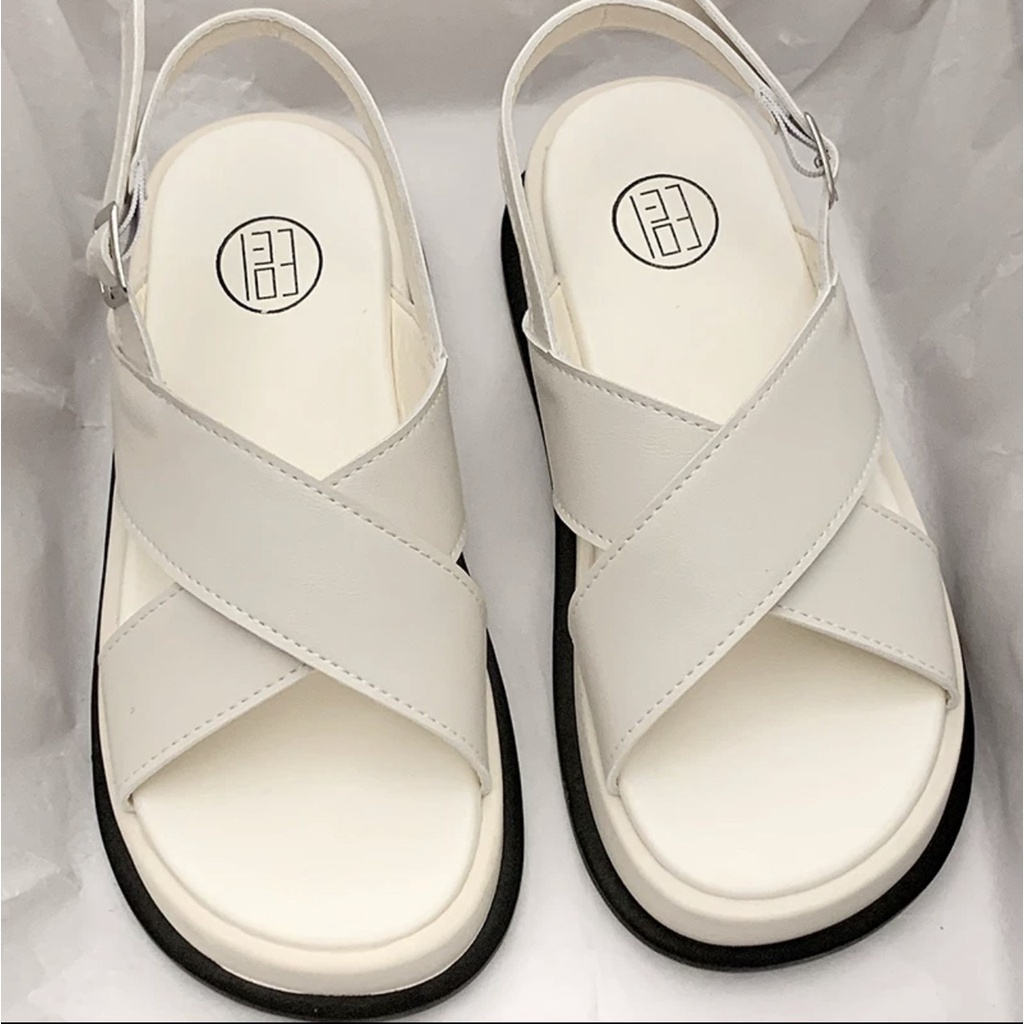 Dép sandal nữ quai chéo
