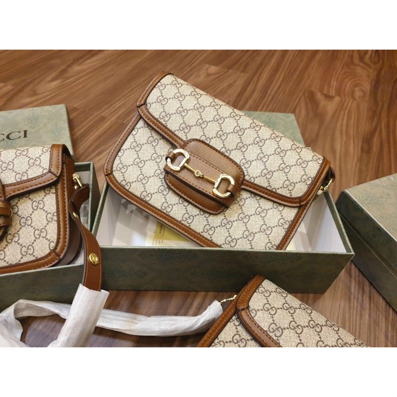 Túi đeo chéo kết hợp đeo vai nữ hồ ngọc hà hàng full boxx nguyên seal-ảnh thật shop chụp