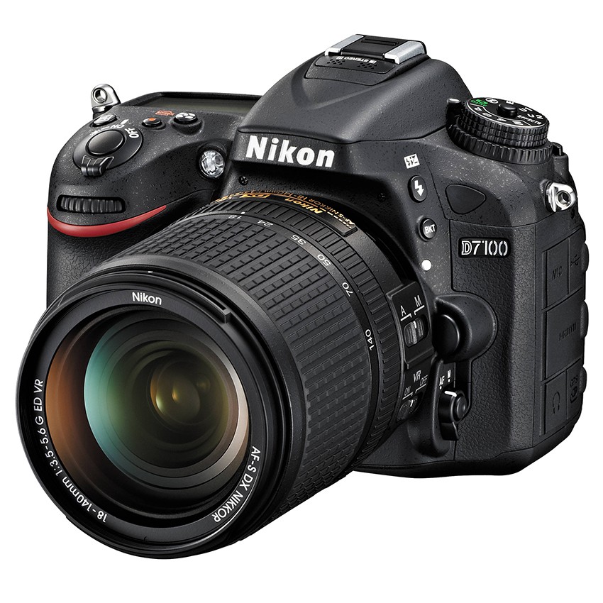 Nikon D7100 với Lens kit W/18-140 VR KIT (Đen)