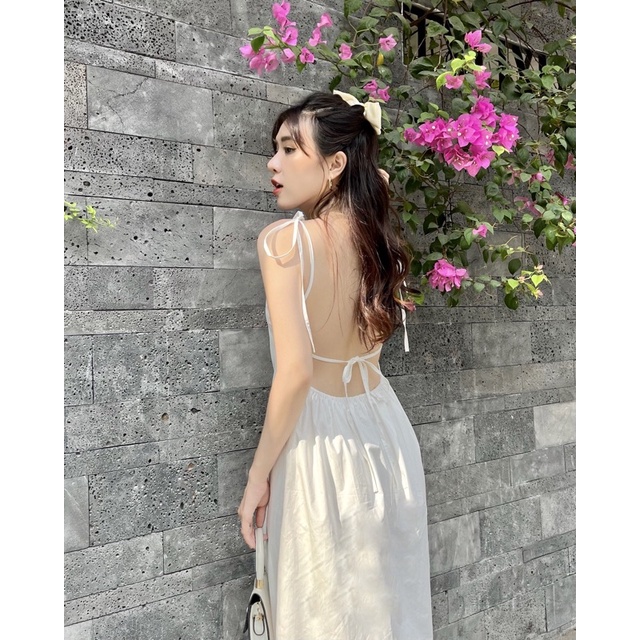 ĐẦM DÀI HAI DÂY ANT DRESS thiết kế form suông oversize hở lưng quyến rũ có kèm mút ngực màu trắng đen mặc đi chơi hẹn hò