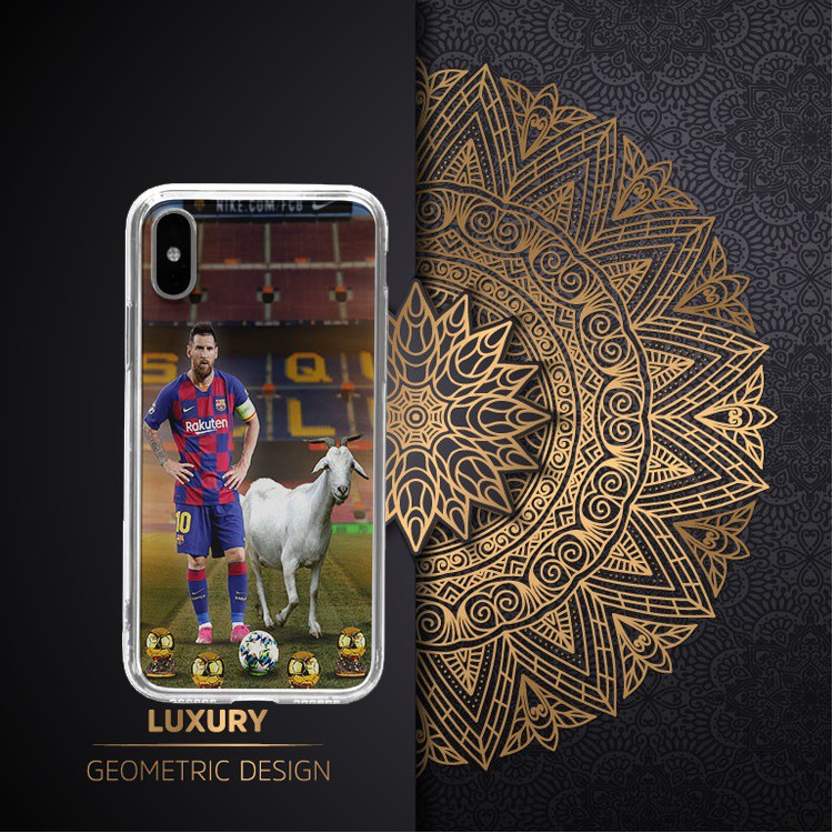 Ốp Lưng bóng đá thú vị ốp in hình Messi bóng vàng và chú dê dành cho Iphone 5 đến 12 promax FOO20210084