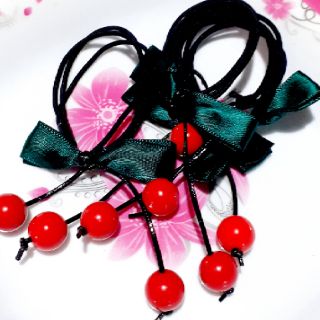 Cột tóc hoa rơi Hàn Quốc cherry đỏ 2 hạt
