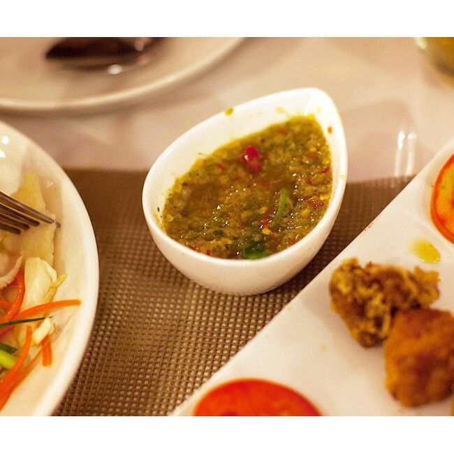 Bát sứ ăn dặm hình giọt nước - sứ trắng