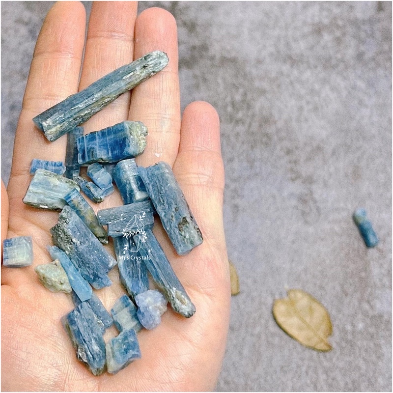 Đ𝘢́ 𝘵𝘩𝘰̂ 𝘒𝘺𝘢𝘯𝘪𝘵𝘦 𝘮𝘢̀𝘶 𝘹𝘢𝘯𝘩 đ𝘦̣𝘱, 𝘴𝘶̛𝘶 𝘵𝘢̂̀𝘮, 𝘭𝘢̀𝘮 𝘩𝘢𝘯𝘥𝘮𝘢𝘥𝘦, 𝘳𝘦𝘪𝘬𝘪, 𝘵𝘩𝘢𝘯𝘩 𝘵𝘢̂̉𝘺, 𝘵𝘩𝘪𝘦̂̀𝘯 đ𝘪̣𝘯𝘩