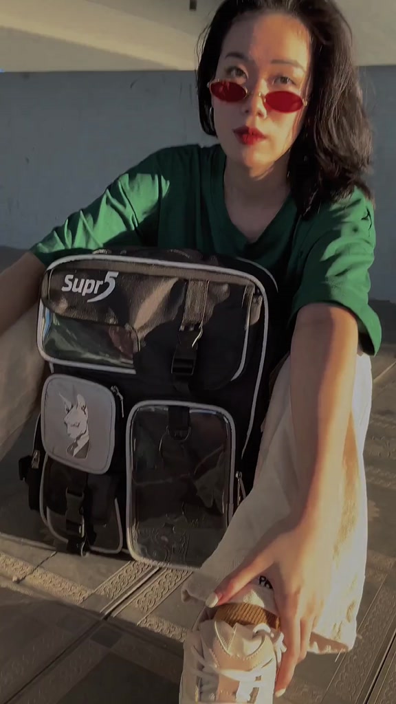 Balo thời trang nam nữ Supr5 Beerus Reflective. Balo màu đen phản quang unisex cá tính | BigBuy360 - bigbuy360.vn