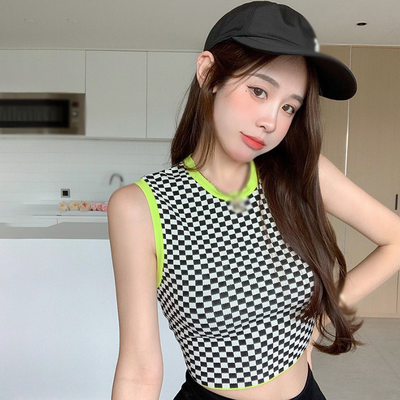 Áo lửng dệt kim sát nách dáng ôm nhẹ đơn giản cá tính cho nữ