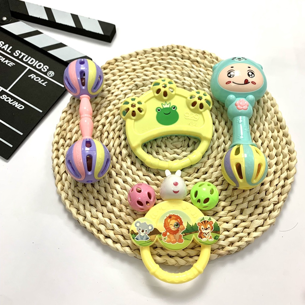 xúc xắc cho bé, bộ đô chơi xúc xắc 7 món cho bé loại đẹp